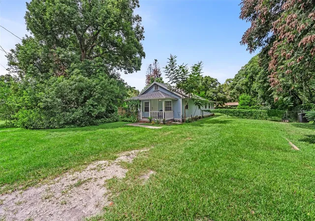 Photo 3 of Single family home for sale at 5080 Seminole Ave, Winter Park, FL 32792 | MLS# O6441649 | Listing updated on 2026-09-19