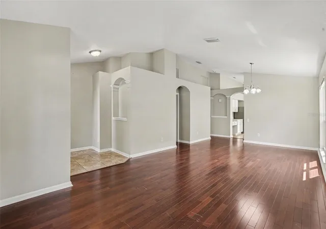 Photo 4 of Single family home for sale at 10317 Hunters Hvn Blvd, Riverview, FL 33578 | MLS# O6441652 | Listing updated on 2026-09-16