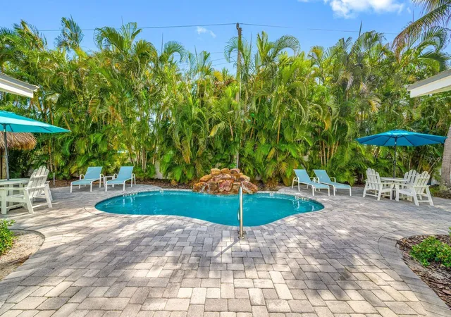 Photo 2 of Condo for sale at 3007 Avenue E #B, Bradenton Beach, FL 34217 | MLS# A4706027 | Listing updated on 2026-09-16