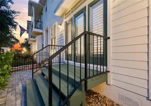 Photo 3 of Condo for sale at 113 Bosphorous Ave #1, Tampa, FL 33606 | MLS# TB8548476 | Listing updated on 2026-09-16