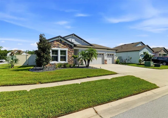 Photo 1 of Single family home for sale at 18117 Romanesque Ct, Spring Hill, FL 34610 | MLS# TB8548477 | Listing updated on 2026-09-16