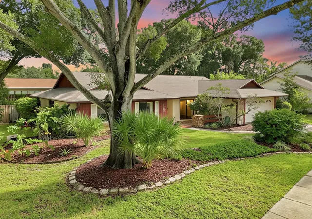 Photo 2 of Single family home for sale at 4607 Cloverlawn Dr, Tampa, FL 33624 | MLS# TB8548478 | Listing updated on 2026-09-28