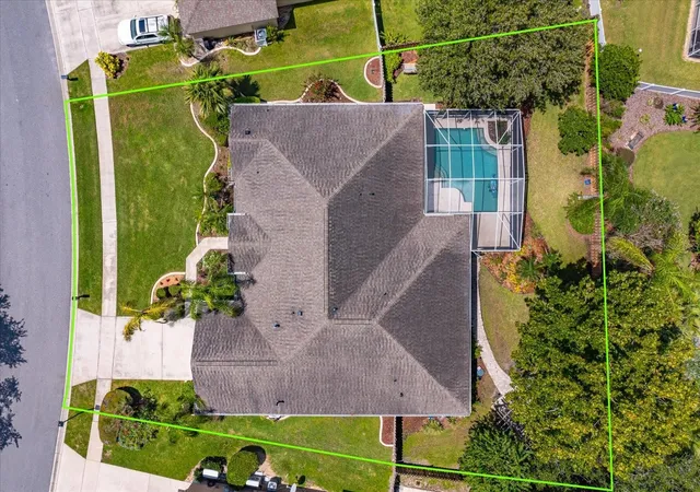 Photo 3 of Single family home for sale at 2898 Oak Blf Way, Oviedo, FL 32765 | MLS# O6441659 | Listing updated on 2026-09-20