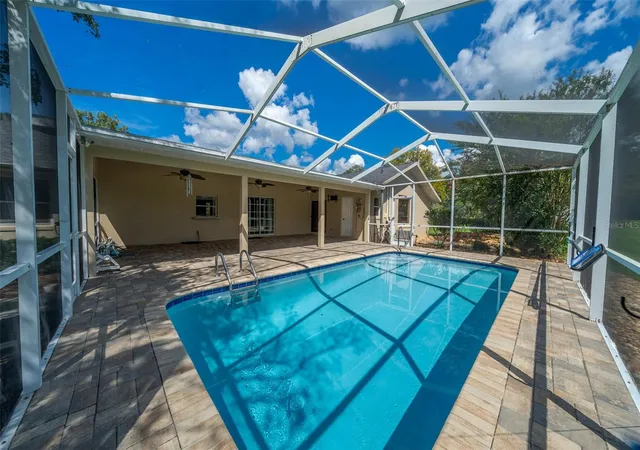 Photo 4 of Single family home for sale at 3050 SE 114th Street, Ocala, FL 34480 | MLS# A4706029 | Listing updated on 2026-09-19