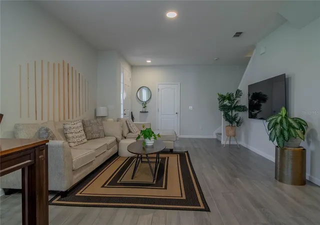 Photo 4 of Townhouse for sale at 14788 Outfitter St, Orlando, FL 32824 | MLS# S5157546 | Listing updated on 2026-09-23