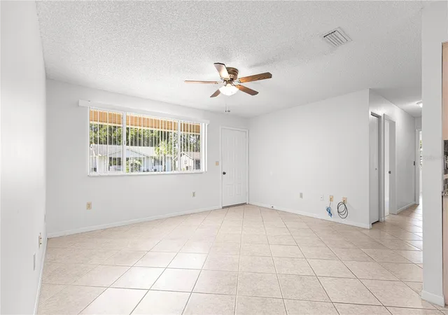 Photo 4 of Single family home for sale at 8491 SW 109th Street, Ocala, FL 34481 | MLS# OM732245 | Listing updated on 2026-09-19