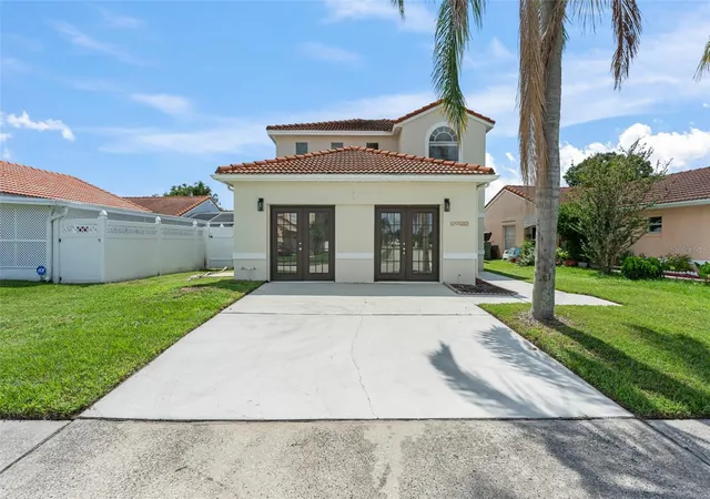Photo 2 of Single family home for sale at 2330 Santa Lucia St, Kissimmee, FL 34743 | MLS# O6441677 | Listing updated on 2026-09-17