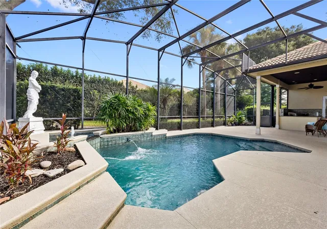 Photo 3 of Single family home for sale at 25514 High Hampton Cir, Sorrento, FL 32776 | MLS# O6441681 | Listing updated on 2026-09-27