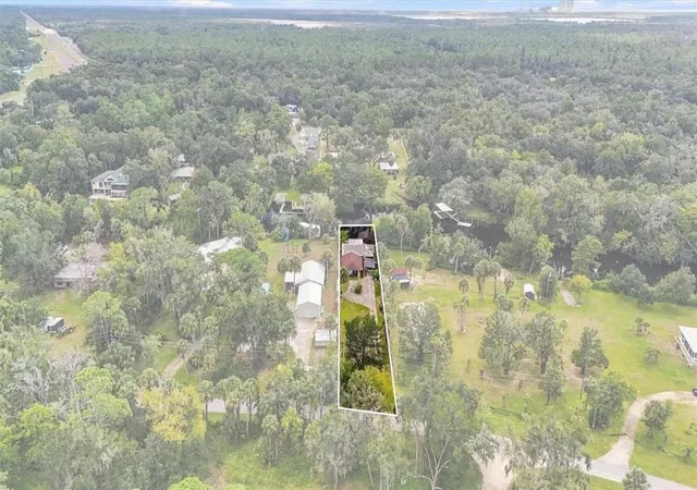 Photo 2 of Single family home for sale at 360 S Inglis Ave, Inglis, FL 34449 | MLS# CC857899 | Listing updated on 2026-10-10