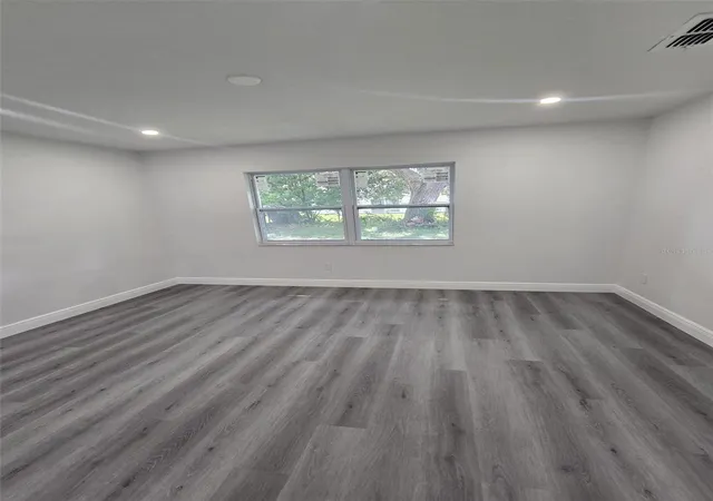 Photo 4 of Single family home for sale at 132 Acapulco Dr, Kissimmee, FL 34743 | MLS# S5157548 | Listing updated on 2026-09-19