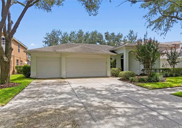 Photo 1 of Single family home for sale at 17715 Hampshire Oak Dr, Tampa, FL 33647 | MLS# TB8548511 | Listing updated on 2026-09-15