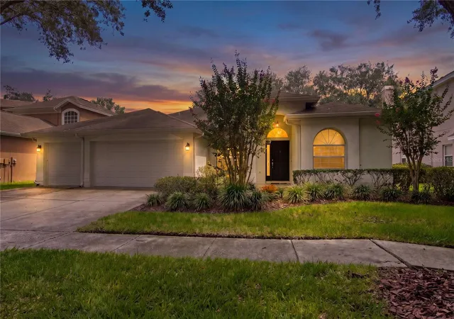 Photo 2 of Single family home for sale at 17715 Hampshire Oak Dr, Tampa, FL 33647 | MLS# TB8548511 | Listing updated on 2026-09-15