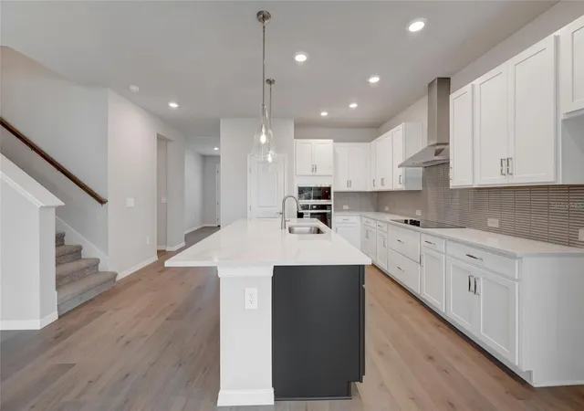 Photo 3 of Single family home for sale at 439 Spring Harvest Dr, Plant City, FL 33566 | MLS# TB8548514 | Listing updated on 2026-10-08