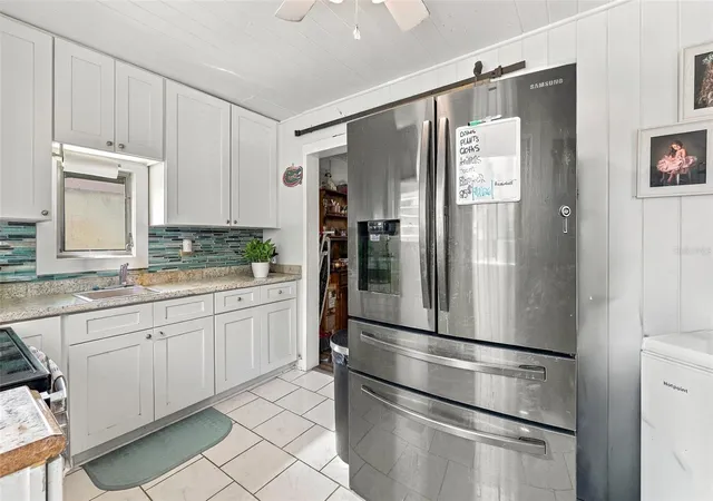 Photo 4 of Single family home for sale at 614 W Pennsylvania Ave, Deland, FL 32720 | MLS# V4951277 | Listing updated on 2026-10-03