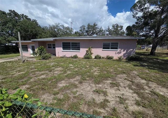 Photo 1 of Single family home for sale at 350 N Levis Ave, Tarpon Springs, FL 34689 | MLS# TB8548521 | Listing updated on 2026-10-29