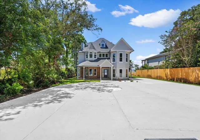 Photo 3 of Single family home for sale at 609 Calhoun Ave, Destin, FL 32541 | MLS# O6441711 | Listing updated on 2026-09-19