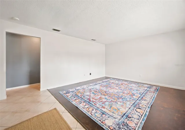 Photo 3 of Single family home for sale at 3807 Se 8th Street, Ocala, FL 34471 | MLS# OM732255 | Listing updated on 2026-09-20