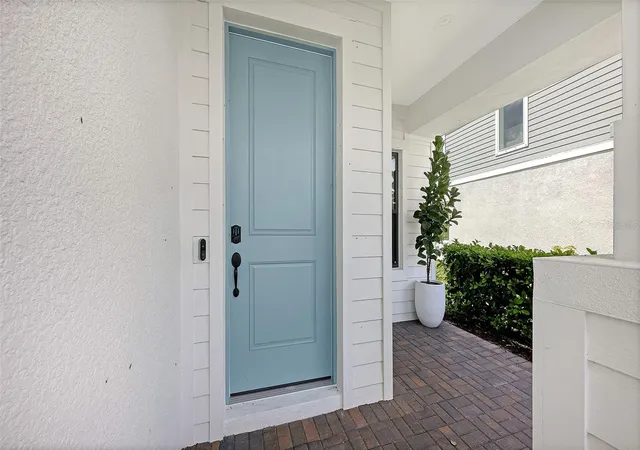 Photo 4 of Single family home for sale at 2545 Star Apple Way, Sarasota, FL 34240 | MLS# A4706042 | Listing updated on 2026-09-15