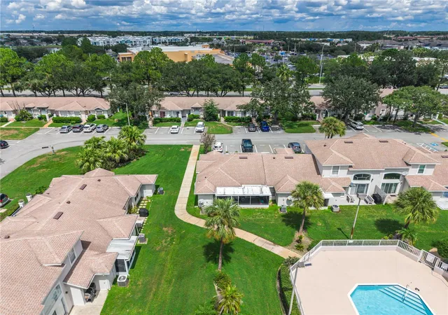 Photo 4 of Townhouse for sale at 1226 Lucaya Cir, Orlando, FL 32824 | MLS# S5157552 | Listing updated on 2026-10-06
