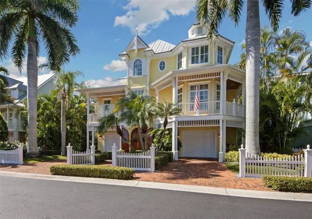 Photo 3 of Single family home for sale at 12914 Yacht Clb Pl, Cortez, FL 34215 | MLS# A4706046 | Listing updated on 2026-09-16