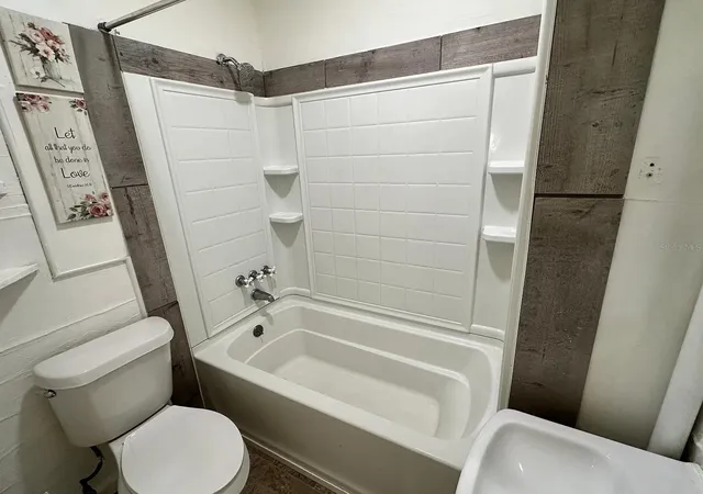 Photo 4 of Single family home for sale at 2429 E 20th Avenue, Tampa, FL 33605 | MLS# TB8548534 | Listing updated on 2026-09-15