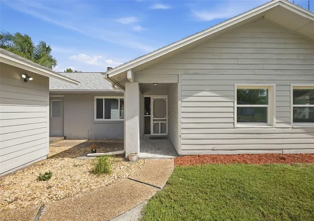 Photo 3 of Single family home for sale at 645 Deer Run Ct, Casselberry, FL 32707 | MLS# O6441725 | Listing updated on 2026-10-07