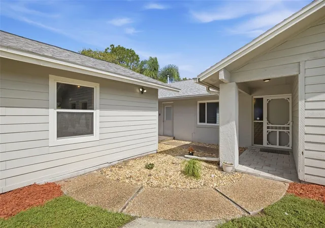 Photo 4 of Single family home for sale at 645 Deer Run Ct, Casselberry, FL 32707 | MLS# O6441725 | Listing updated on 2026-10-07