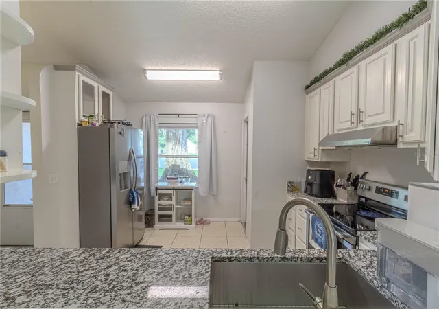 Photo 3 of Single family home for sale at 108 Sugar Maple Ct, Sanford, FL 32773 | MLS# O6441729 | Listing updated on 2026-09-22