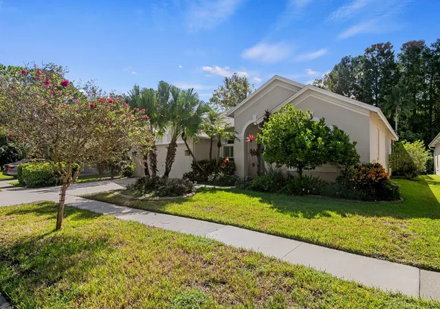 Photo 3 of Single family home for sale at 12304 Wycliff Pl, Tampa, FL 33626 | MLS# TB8548543 | Listing updated on 2026-09-27