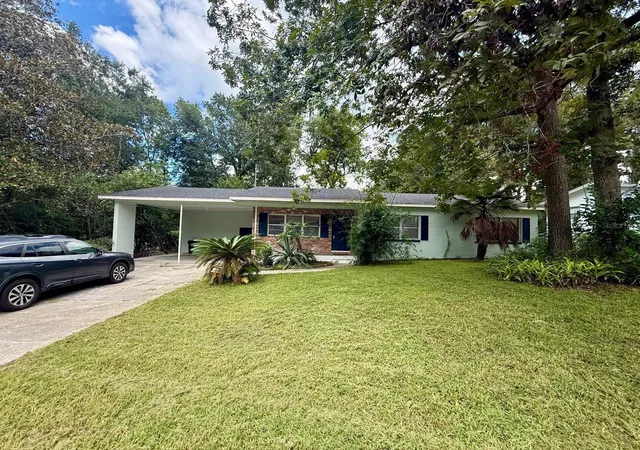Photo 1 of Single family home for sale at 3330 Nw 31st Avenue, Gainesville, FL 32605 | MLS# O6441752 | Listing updated on 2026-09-15