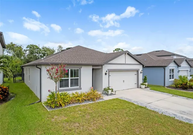 Photo 2 of Single family home for sale at 8522 Abalone Loop, Parrish, FL 34219 | MLS# A4706056 | Listing updated on 2026-10-25