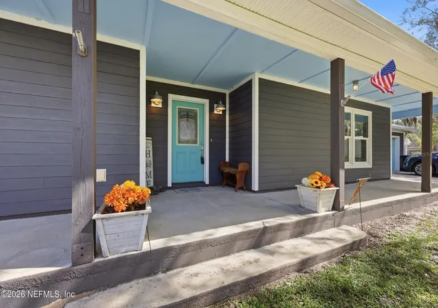 Photo 3 of Single family home for sale at 424 Cedar Crk Rd, Palatka, FL 32177 | MLS# O6441756 | Listing updated on 2026-10-20