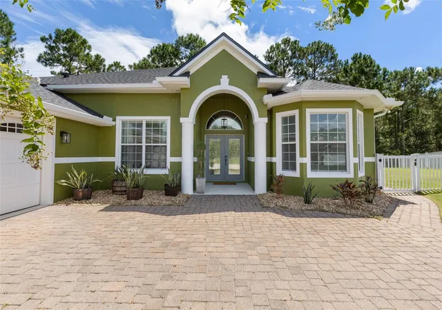 Photo 2 of Single family home for sale at 138 Fairway Ct, Bunnell, FL 32110 | MLS# FC321444 | Listing updated on 2026-10-20