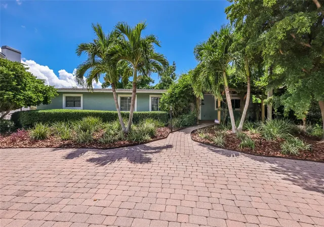 Photo 1 of Single family home for sale at 4131 Riverview Blvd, Bradenton, FL 34209 | MLS# A4706058 | Listing updated on 2026-10-23