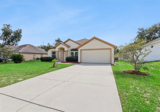 Photo 3 of Single family home for sale at 3025 Fayson Cir, Deltona, FL 32738 | MLS# TB8548559 | Listing updated on 2026-10-01