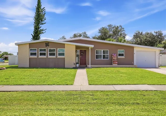 Photo 1 of Single family home for sale at 2424 Warne St, Port Charlotte, FL 33952 | MLS# D6148772 | Listing updated on 2026-09-17