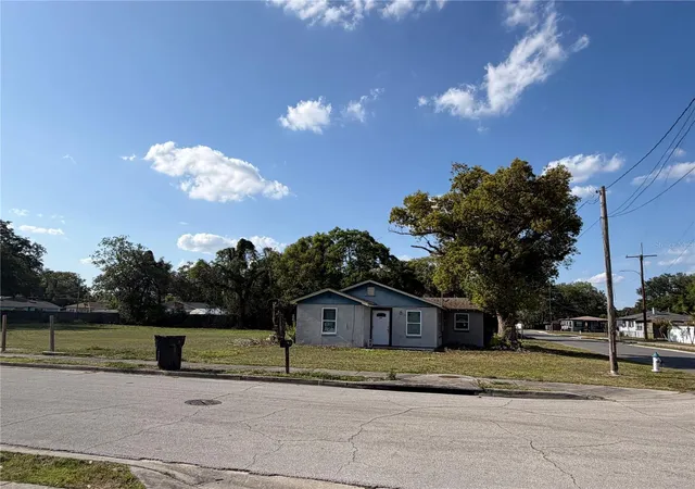 Photo 2 of Single family home for sale at 701 23rd Street, Orlando, FL 32805 | MLS# O6441766 | Listing updated on 2026-09-19
