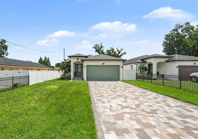 Photo 3 of Single family home for sale at 8307 N Gomez Ave, Tampa, FL 33614 | MLS# TB8548562 | Listing updated on 2026-09-29