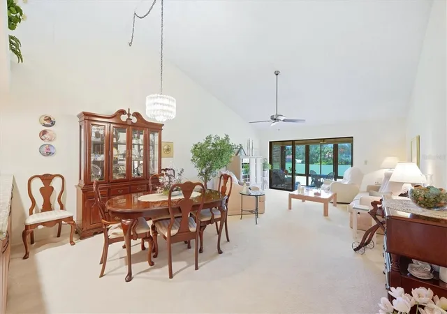 Listing Photo 5 - Condo for sale in building located at 6089 Clubside Dr, SARASOTA, FL 34243 - Unit #7686