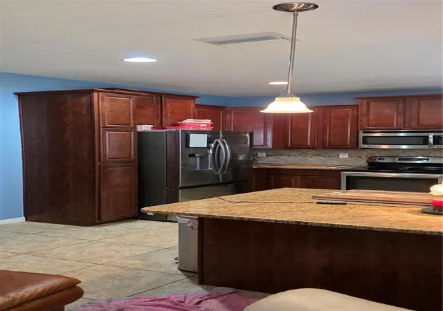Photo 4 of Single family home for sale at 4195 Little Gap Loop, Ellenton, FL 34222 | MLS# A4706063 | Listing updated on 2026-10-06