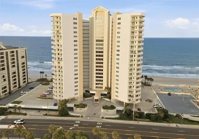 Photo 3 of Condo for sale at 2937 S Atlantic Ave #1808, Daytona Beach, FL 32118 | MLS# V4951281 | Listing updated on 2026-10-02