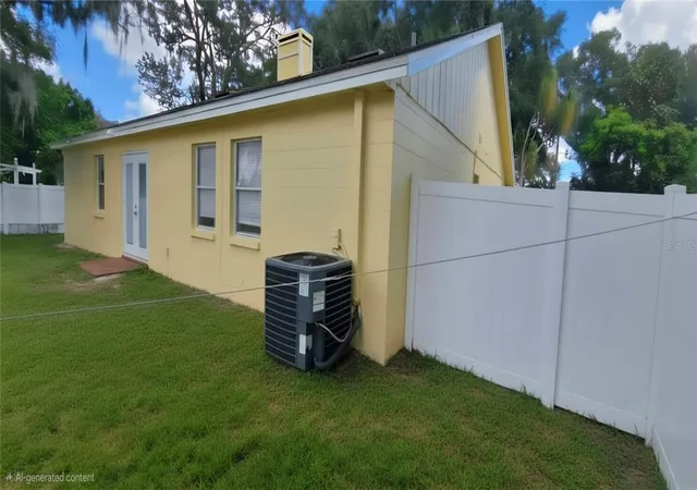 Photo 2 of Single family home for sale at 348 Vineyard Dr, Lakeland, FL 33809 | MLS# O6441776 | Listing updated on 2026-10-28