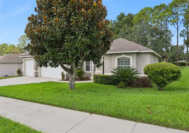 Photo 4 of Single family home for sale at 4224 Bokeelia Loop, Clermont, FL 34711 | MLS# G5117793 | Listing updated on 2026-09-16