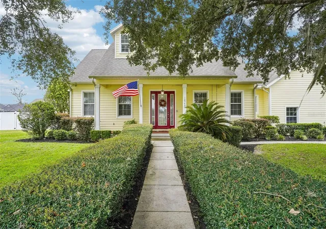 Photo 1 of Single family home for sale at 10540 Se 42nd Terrace, Belleview, FL 34420 | MLS# G5117794 | Listing updated on 2026-09-25