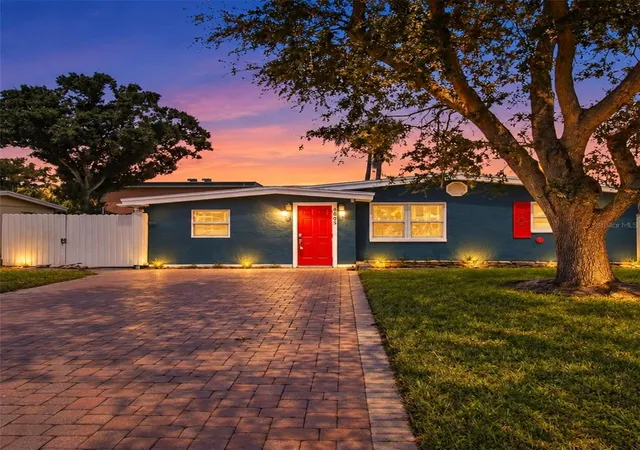 Photo 1 of Single family home for sale at 6563 65th Avenue N, Pinellas Park, FL 33781 | MLS# TB8548591 | Listing updated on 2026-09-18