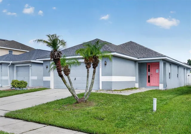Photo 3 of Single family home for sale at 2421 Ruddenstone Way, Kissimmee, FL 34744 | MLS# S5157562 | Listing updated on 2026-10-07