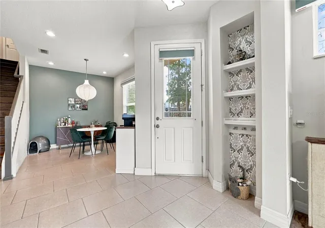 Photo 3 of Townhouse for sale at 3500 Brighton Park Cir, Orlando, FL 32812 | MLS# O6441784 | Listing updated on 2026-09-17