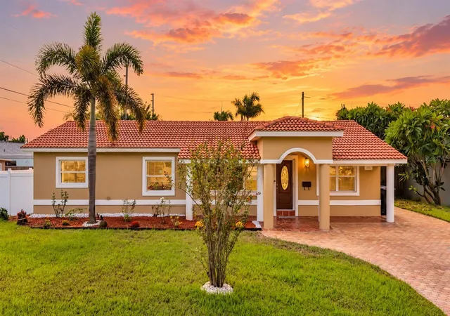 Single family home for sale at 6414 24th Avenue N, Saint Petersburg, FL 33710 | MLS# TB8548599 | Listing updated on 2026-10-17