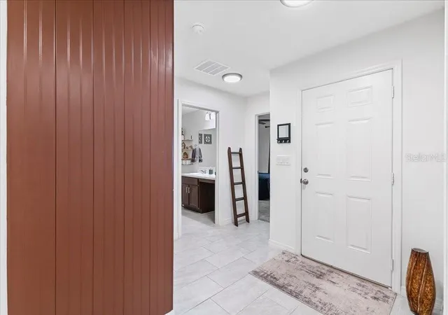 Photo 4 of Single family home for sale at 1409 Mattie Pointe Ln, Auburndale, FL 33823 | MLS# S5157564 | Listing updated on 2026-09-18