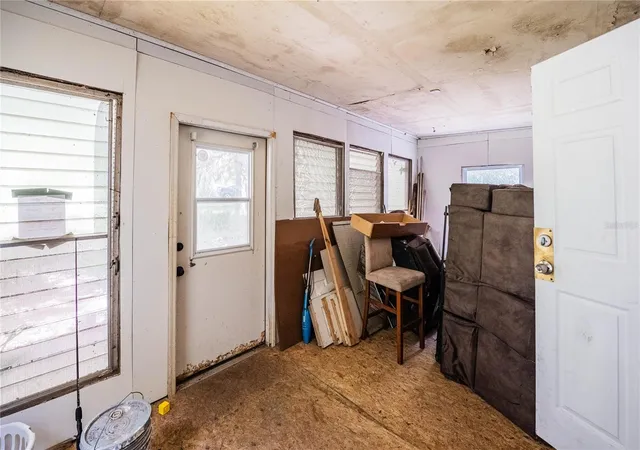 Photo 2 of Manufactured home for sale at 3312 Lynn Dr, Lakeland, FL 33805 | MLS# TB8548600 | Listing updated on 2026-10-02
